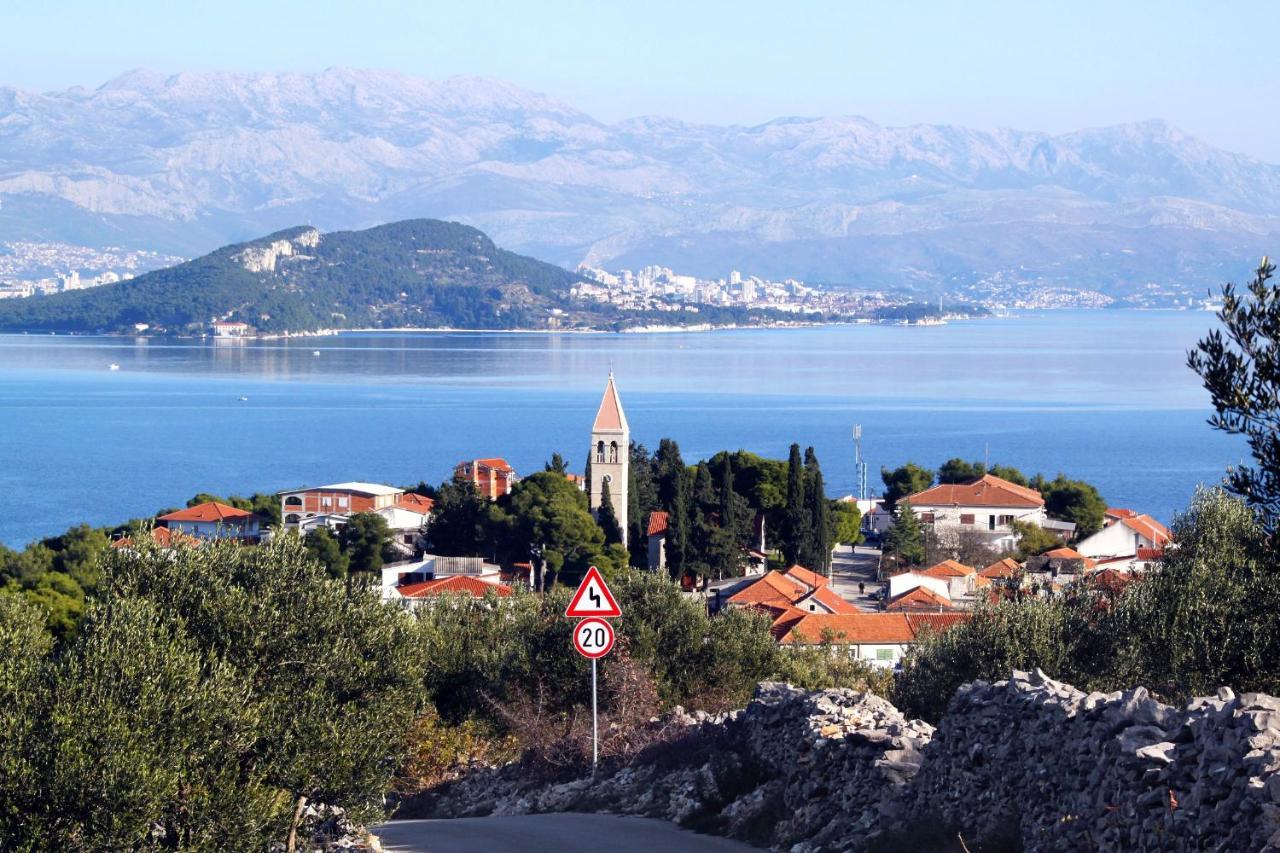 Apartments By The Sea Slatine, Ciovo - 16131 Exterior photo