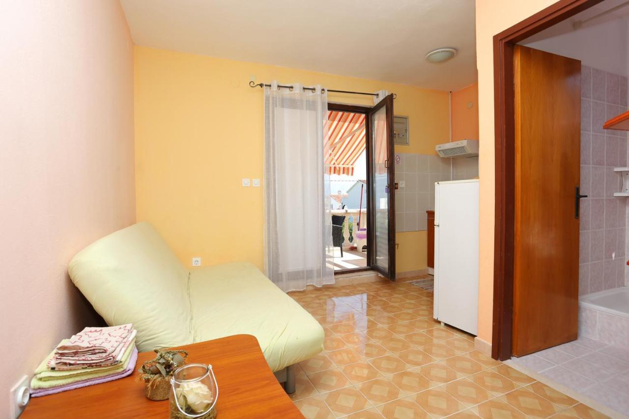 Apartments By The Sea Slatine, Ciovo - 16131 Exterior photo